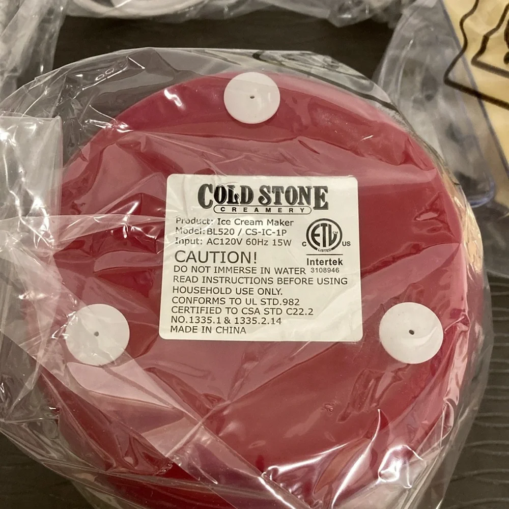 Cold Stone Creamery Ice Cream Maker Automatic 1 Pint Makes in 15 Minutes New